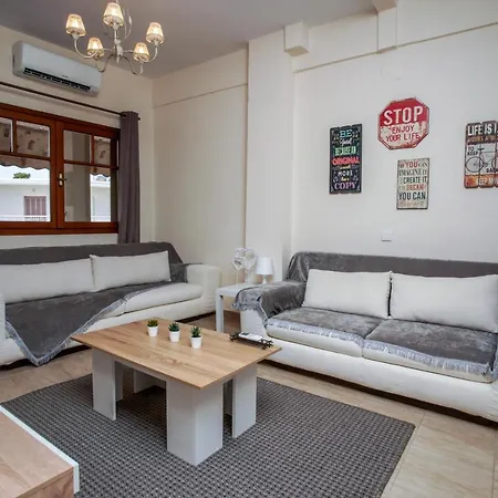 Apartment Irini's Sea View 60m2